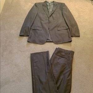 Full suit! Brown pin stripes - size 42L!